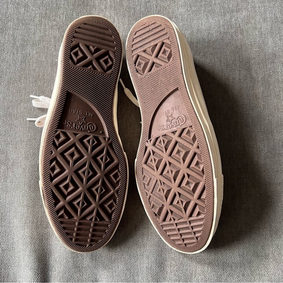 Converse Comme De Garçons PLAY White Low Top Sneakers 10 - Picture 3 of 7